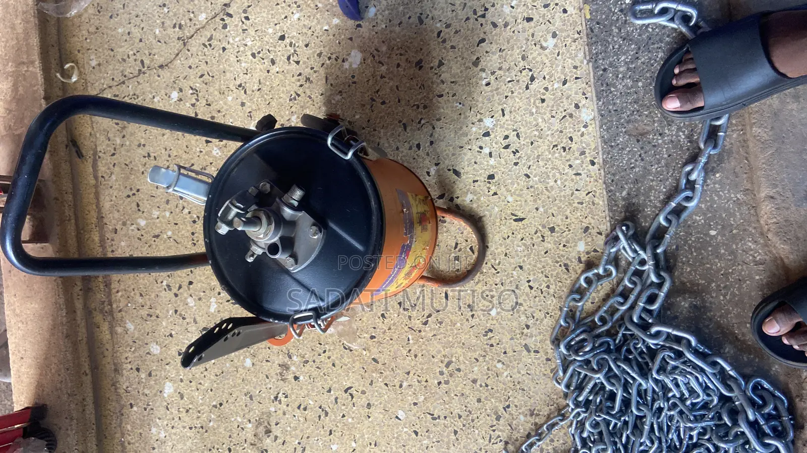 Grease Bucket