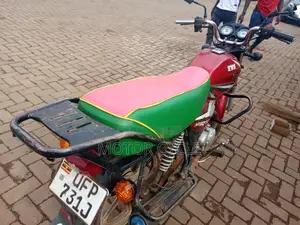 TVS HLX 125 2023 Red