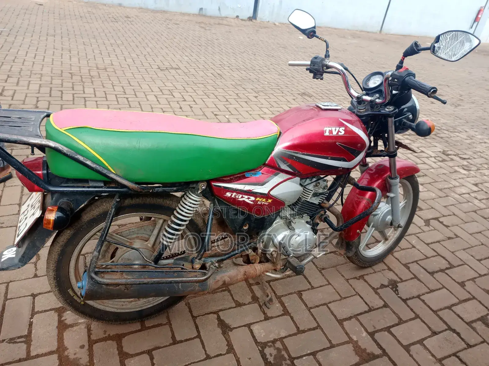 TVS HLX 125 2023 Red