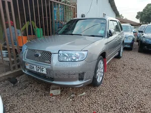 Photo - Subaru Forester 2006 Gray