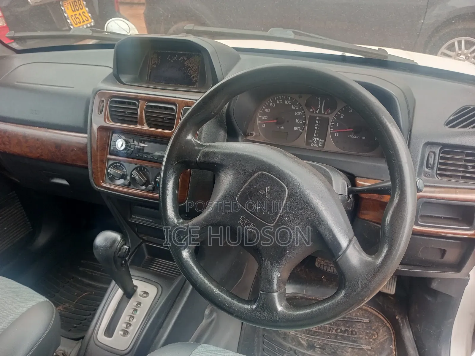 Mitsubishi Pajero IO 2000 White