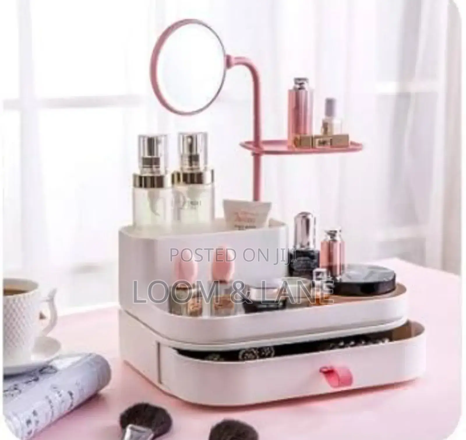 Multifunctional Cosmetics Storage Box