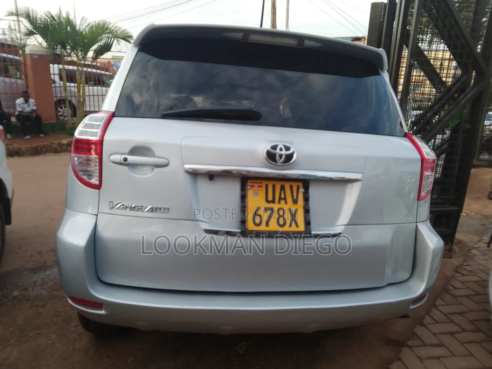 Toyota Vanguard 2008 Silver