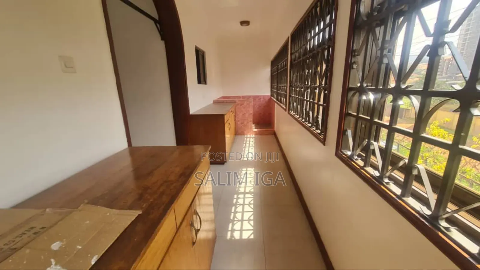 3bdrm Bungalow in Kololo Property, Central Division for rent