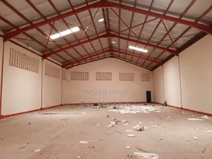 Spacious Warehouse for Rent