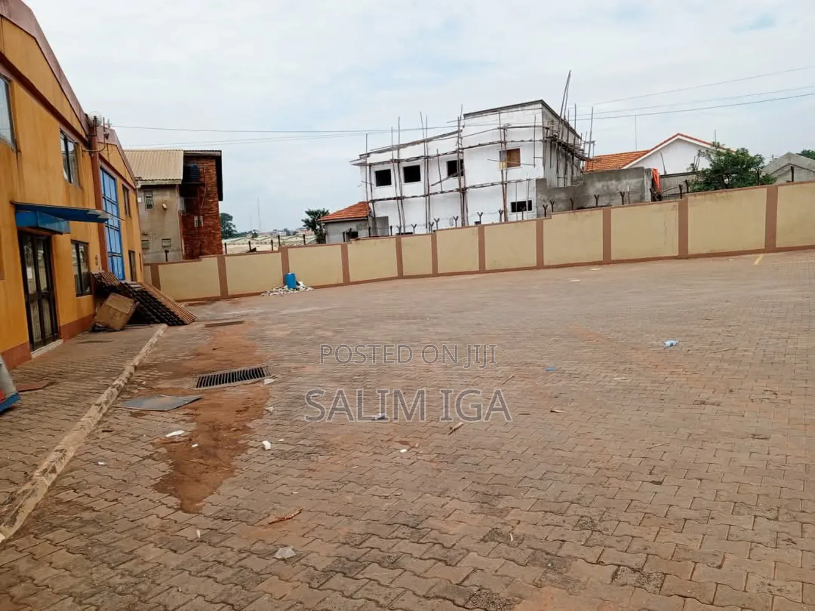 Spacious Warehouse for Rent