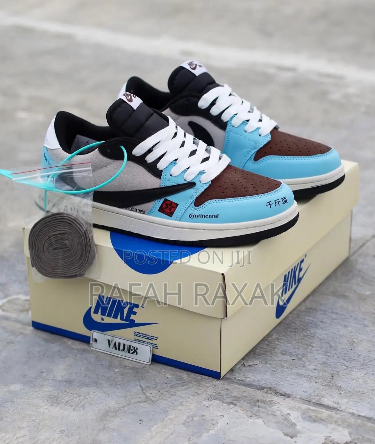 Nike Air Jordan 1 Low X Travis Scott Cactus Jack Sneakers