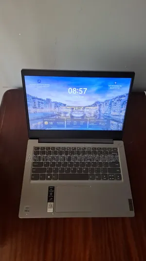 Photo - Laptop Lenovo Ideapad 3-14iil05 8GB Intel Core I5 SSD 500GB