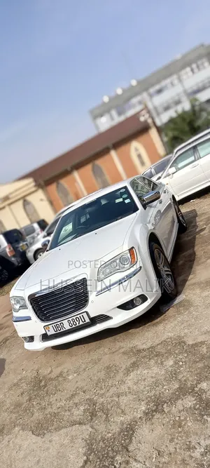 Photo - Chrysler 300 300C AWD 2014 White