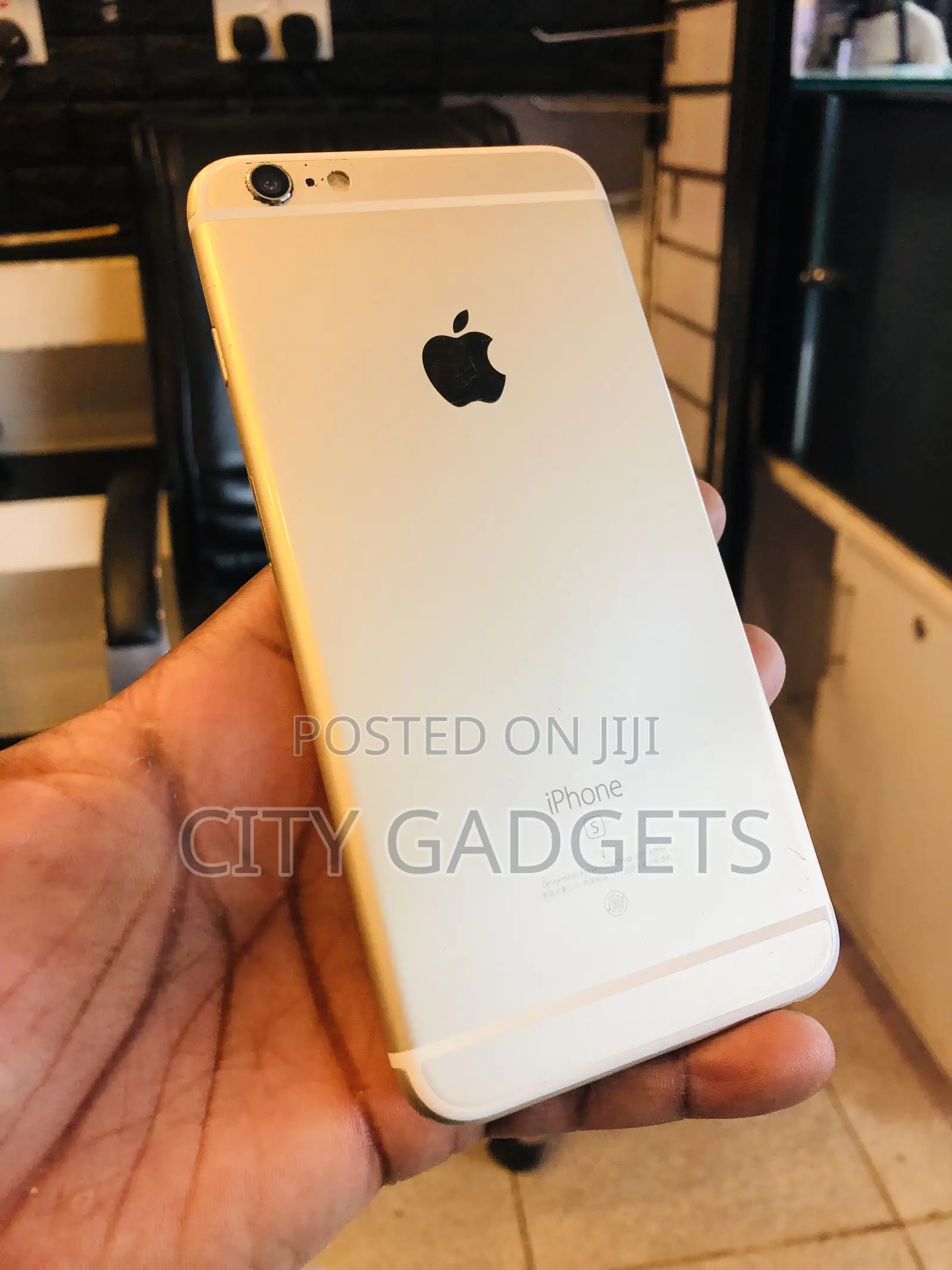New Apple iPhone 6s Plus 64 GB Gold