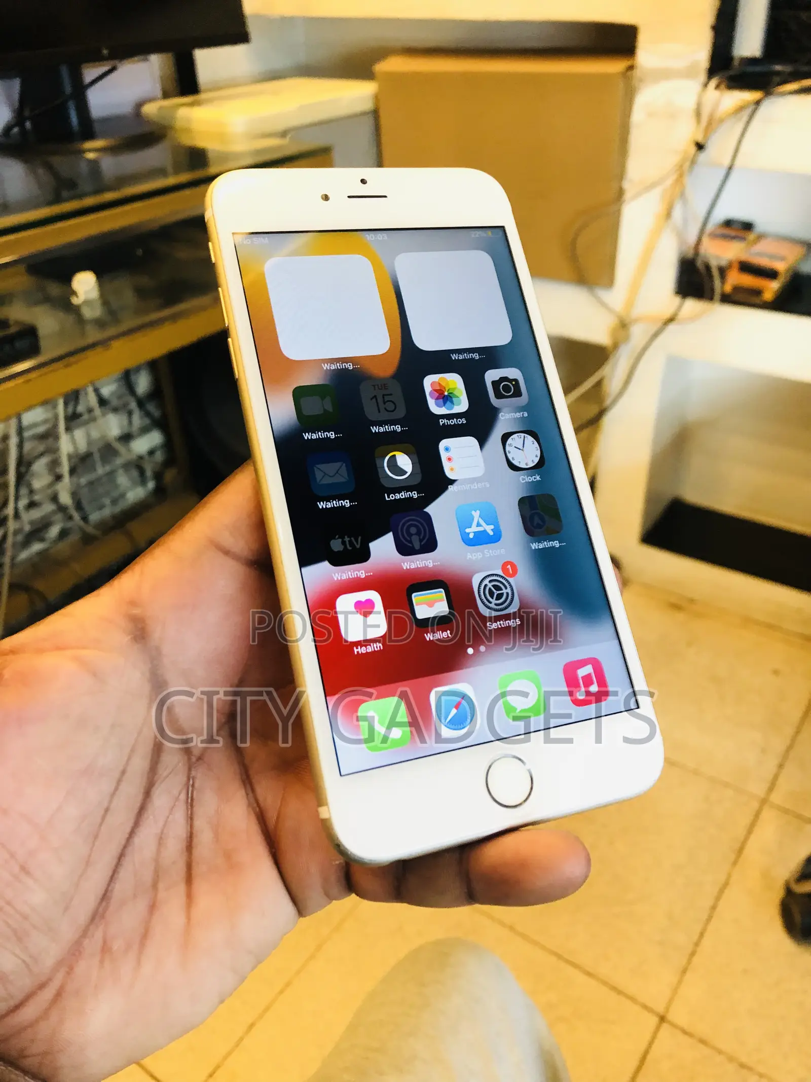 New Apple iPhone 6s Plus 64 GB Gold