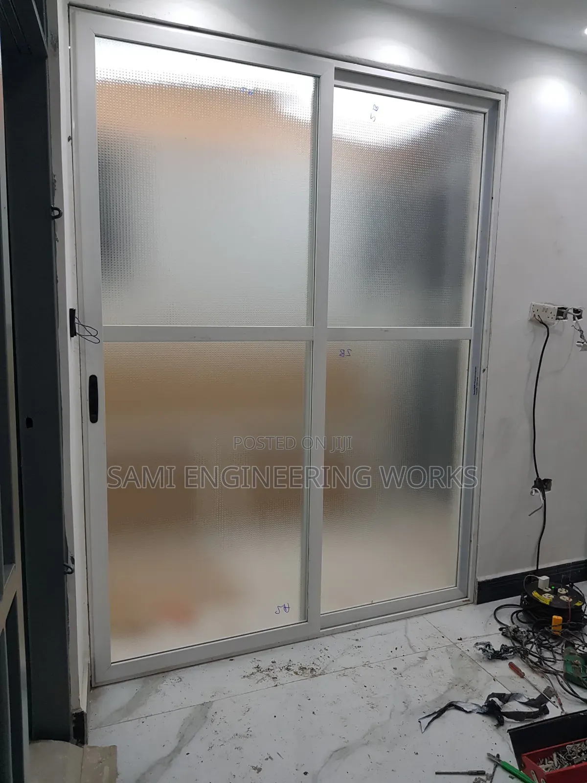 Slidding Aluminum Shower Divider  Frost Glass