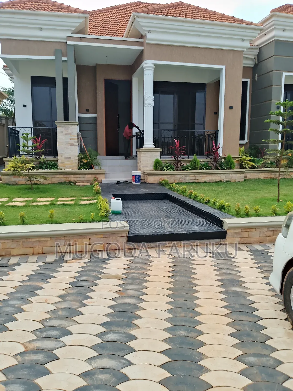 4bdrm House in Lavigton Estate, Central Division for sale