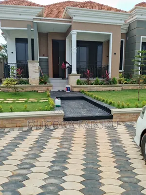 4bdrm House in Lavigton Estate, Central Division for sale