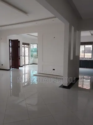 4bdrm Bungalow in Lavigton Estate, Central Division for sale