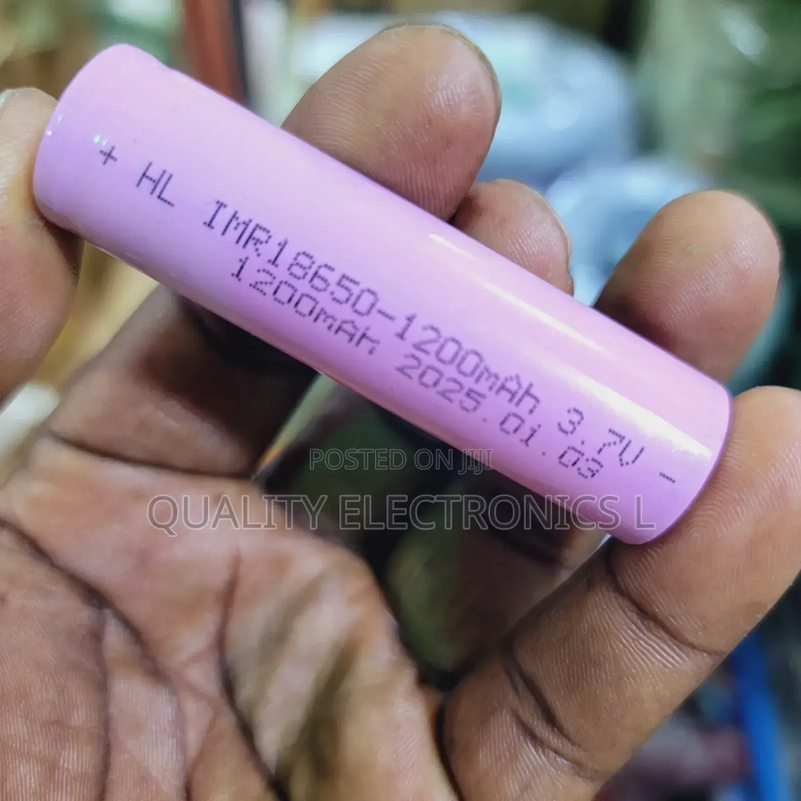 3.7v  1200mah Rechargeable Batteries