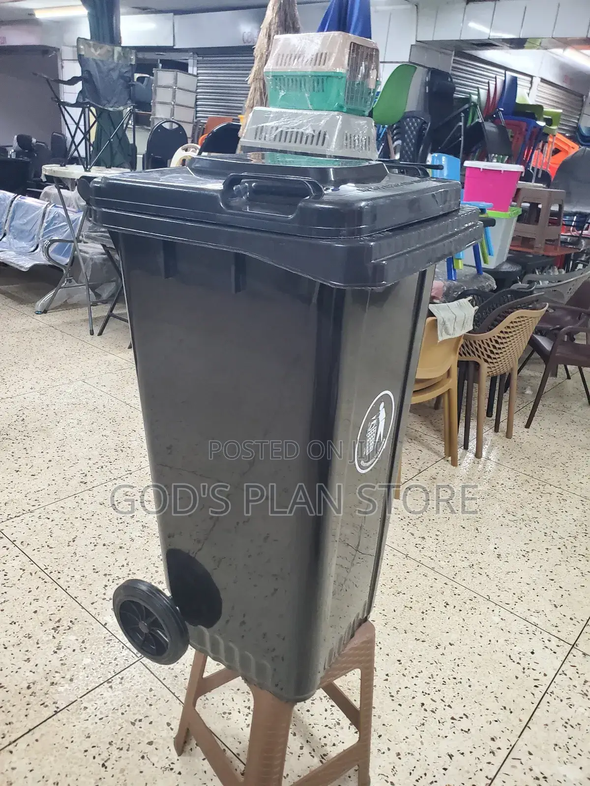 Heavy Duty Garbage Dust Bins Plastic 120litres