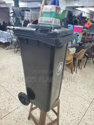 Heavy Duty Garbage Dust Bins Plastic 120litres