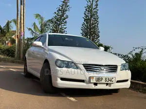 Photo - Toyota Mark X 2.5 RWD 2008 White