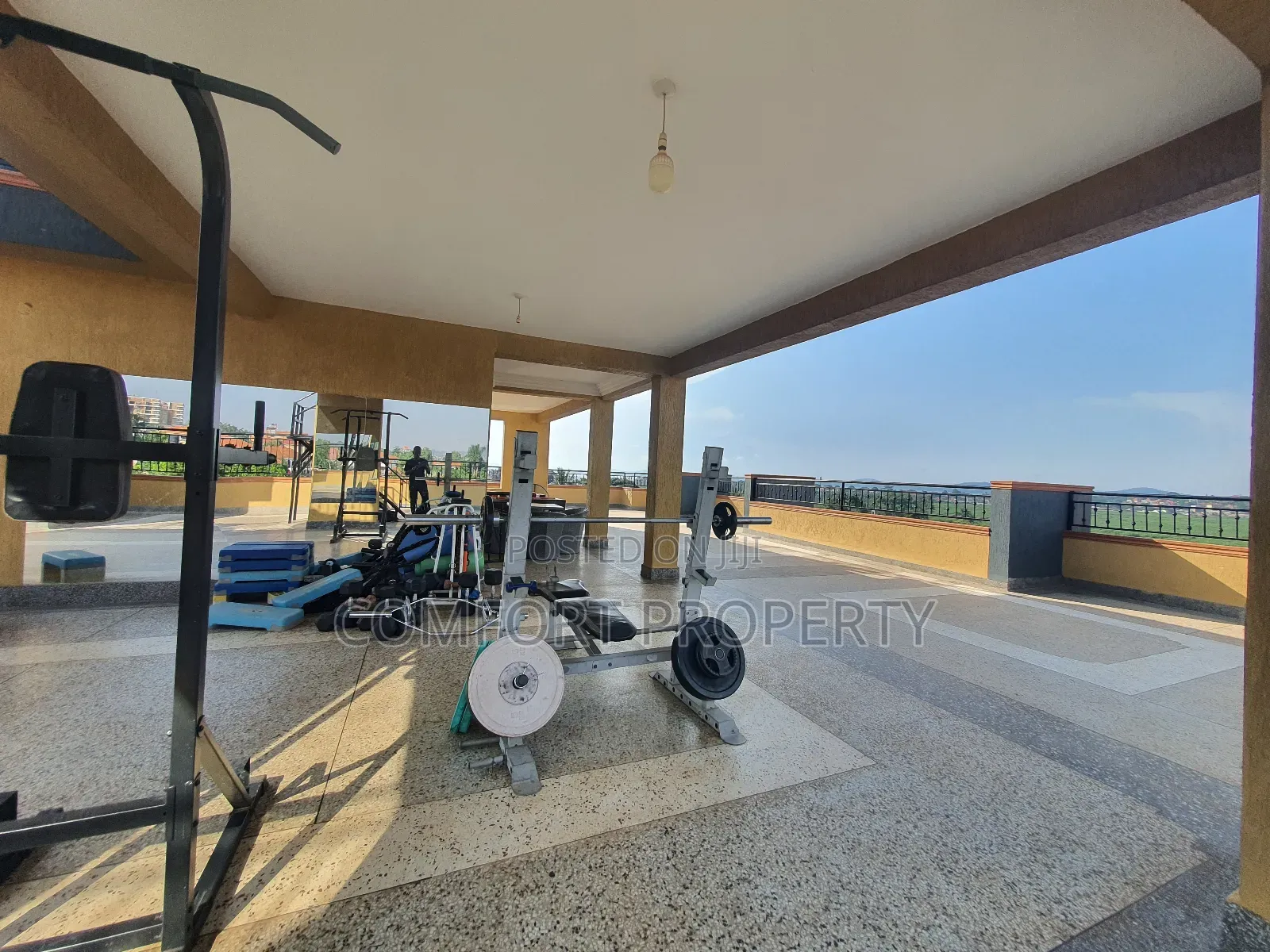 3bdrm Apartment in Muyenga, Makindye for rent
