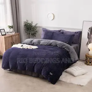 Duvet Cover / Velvet Material 4pics