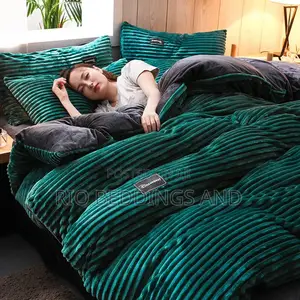 Duvet Cover / Velvet Material 4pics