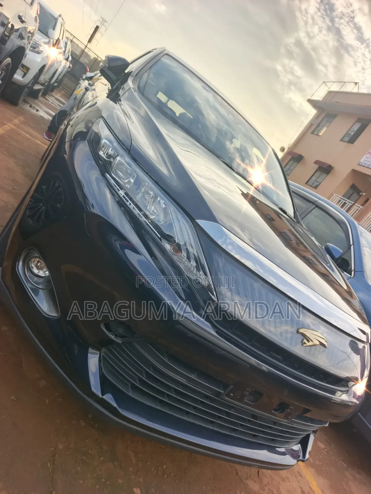 Toyota Harrier 2.0 2016 Black