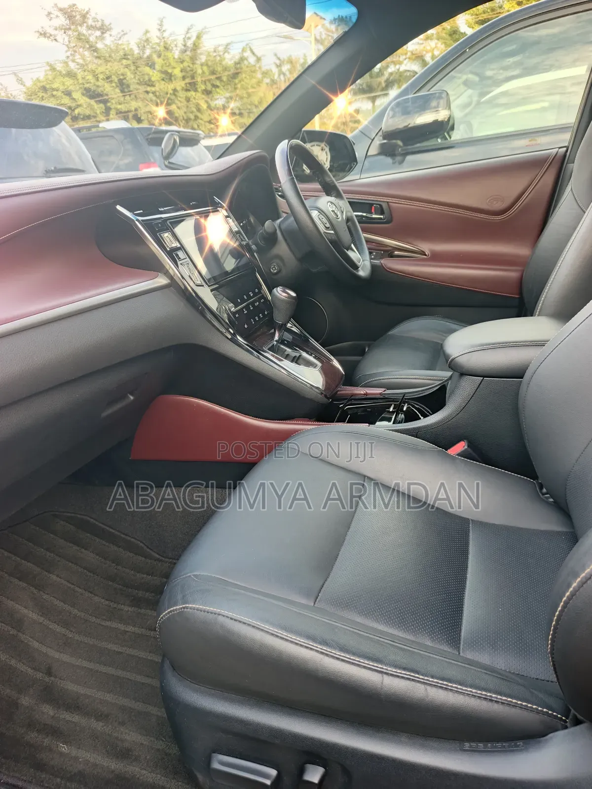 Toyota Harrier 2.0 2016 Black