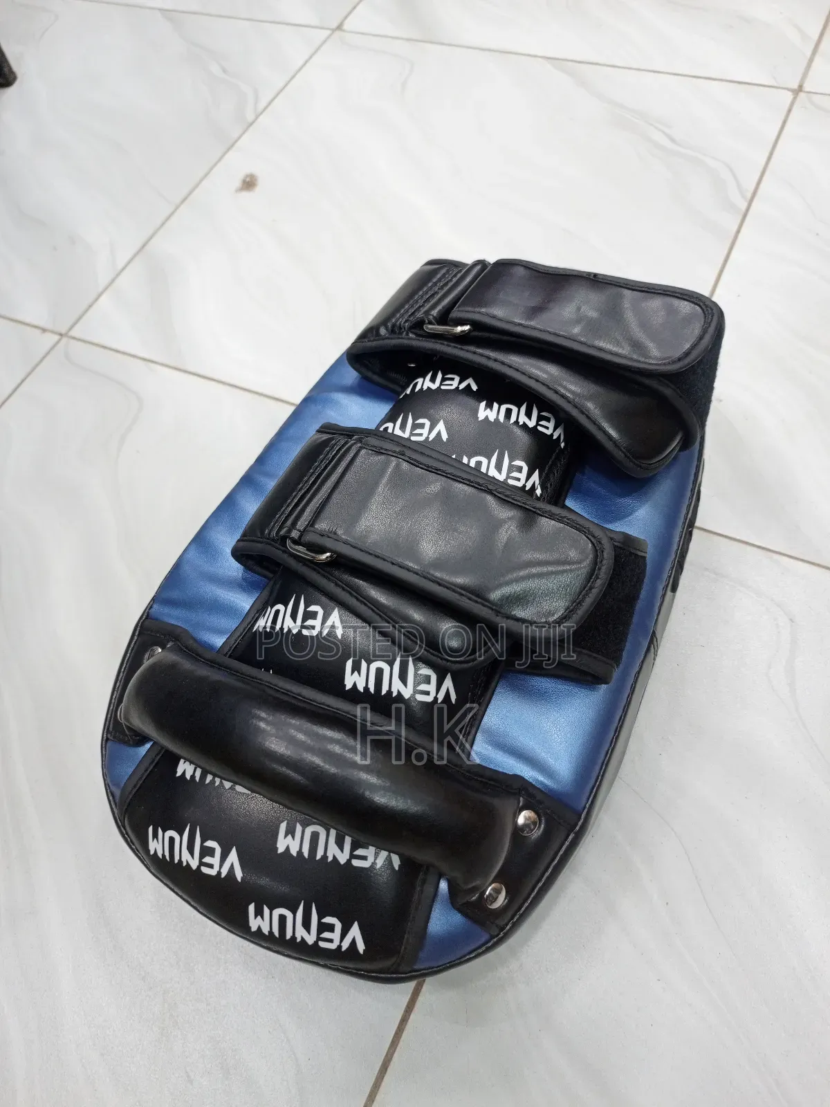 Venum Giant Kick Pad