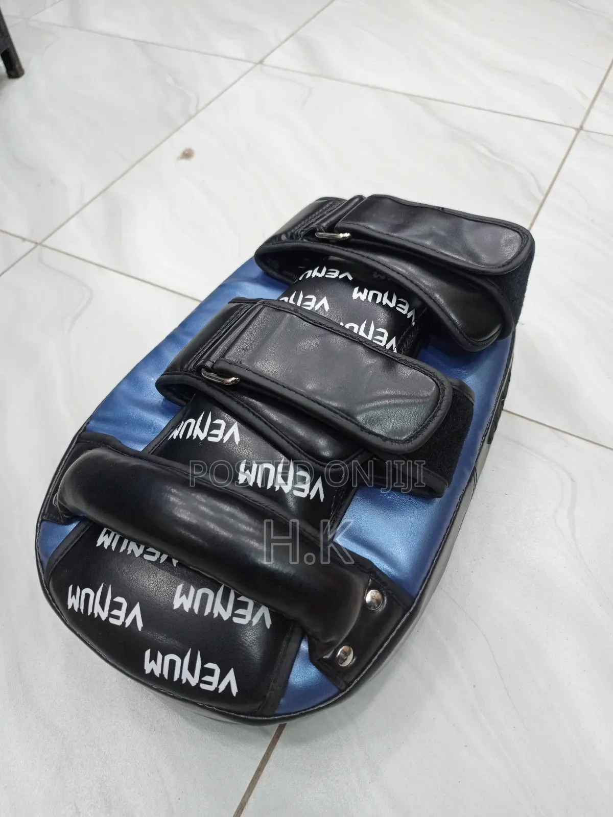 Venum Giant Kick Pad