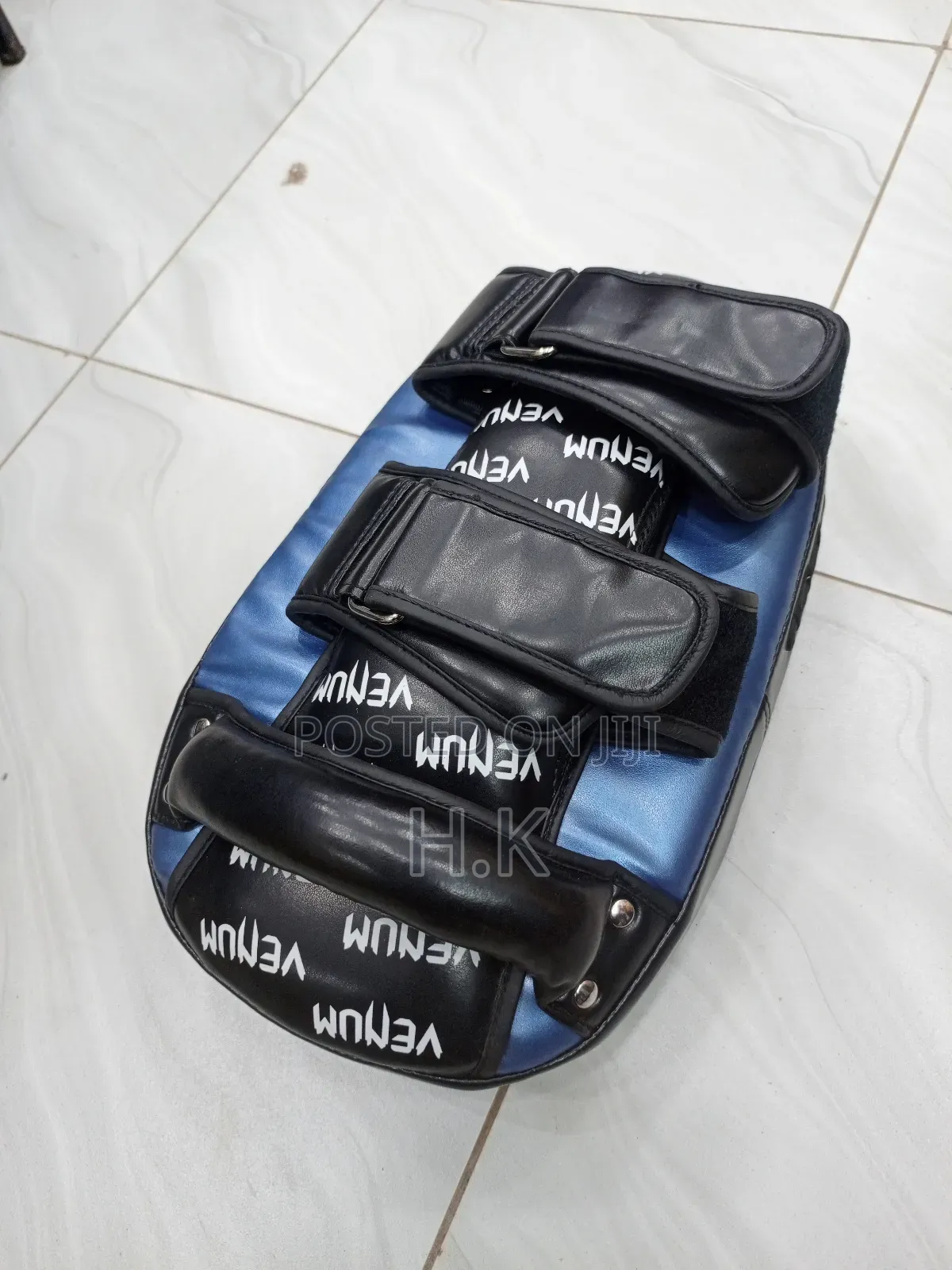 Venum Giant Kick Pad