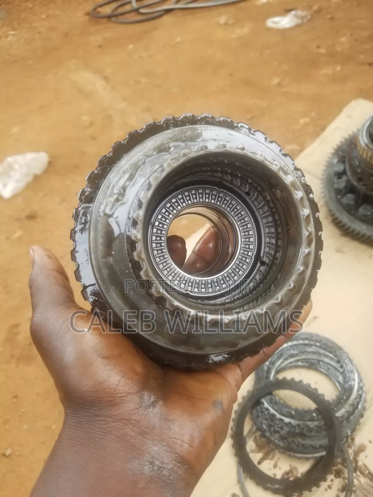 Land Cruiser Gearbox Repairing