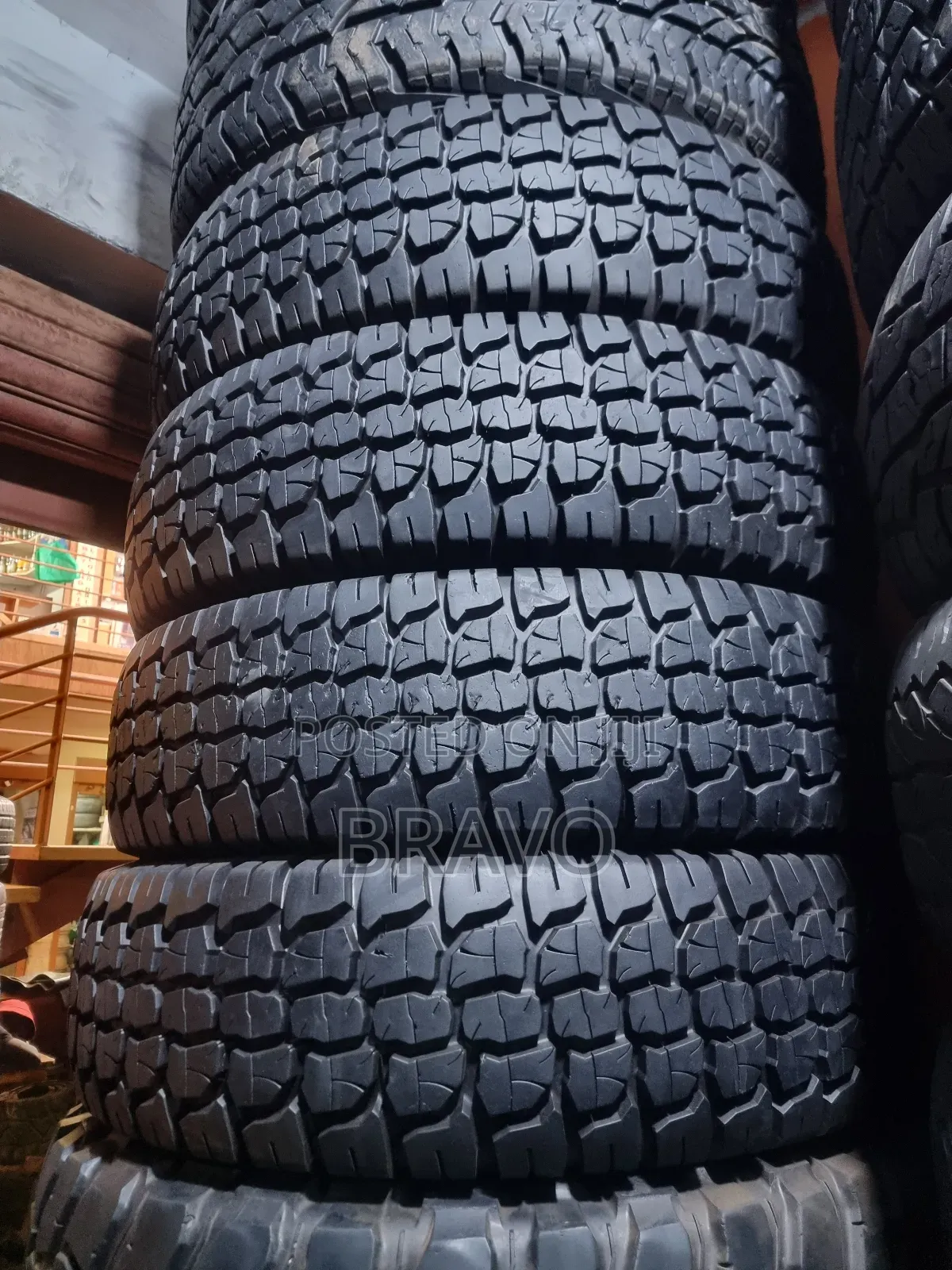 235/85r16 Dunlop Good Condition for Land Cruiser Ambulance.