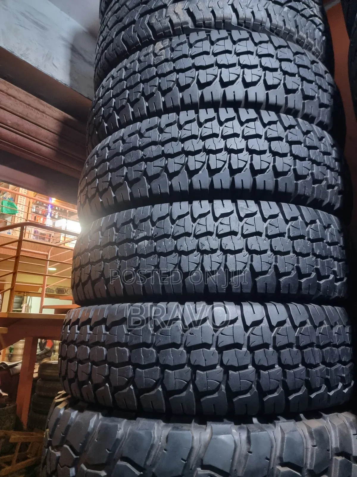 235/85r16 Dunlop Good Condition for Land Cruiser Ambulance.
