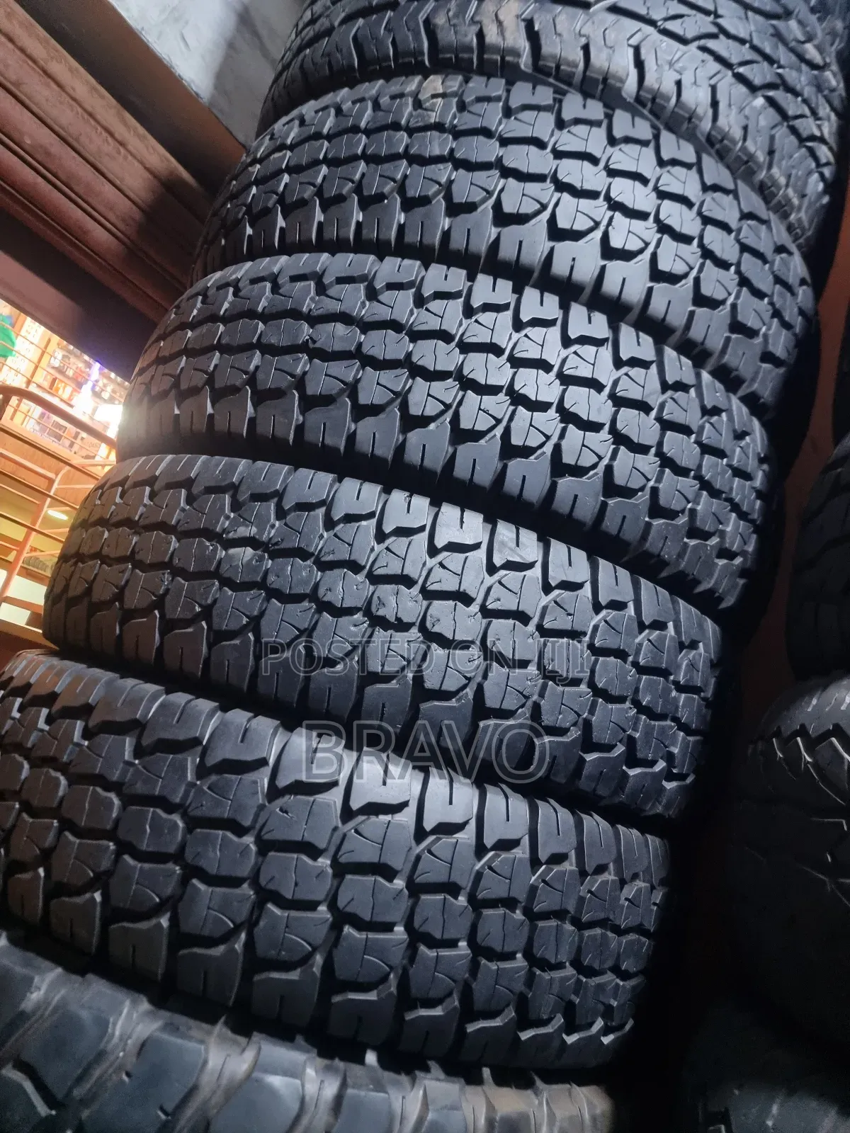 235/85r16 Dunlop Good Condition for Land Cruiser Ambulance.