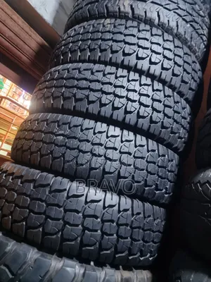 235/85r16 Dunlop Good Condition for Land Cruiser Ambulance.