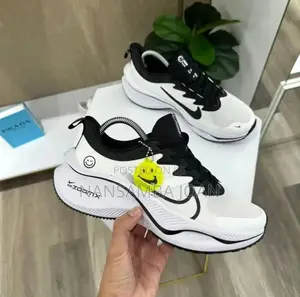 Classic Zoom Nike Sneakers -White