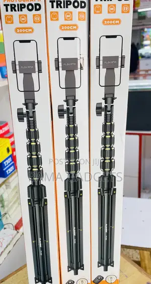 Plokama Pk-998 Photograph Tripod.