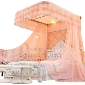 Simple Wall Mounted Mosquito Net