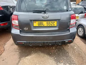 Toyota IST 2009 Gray