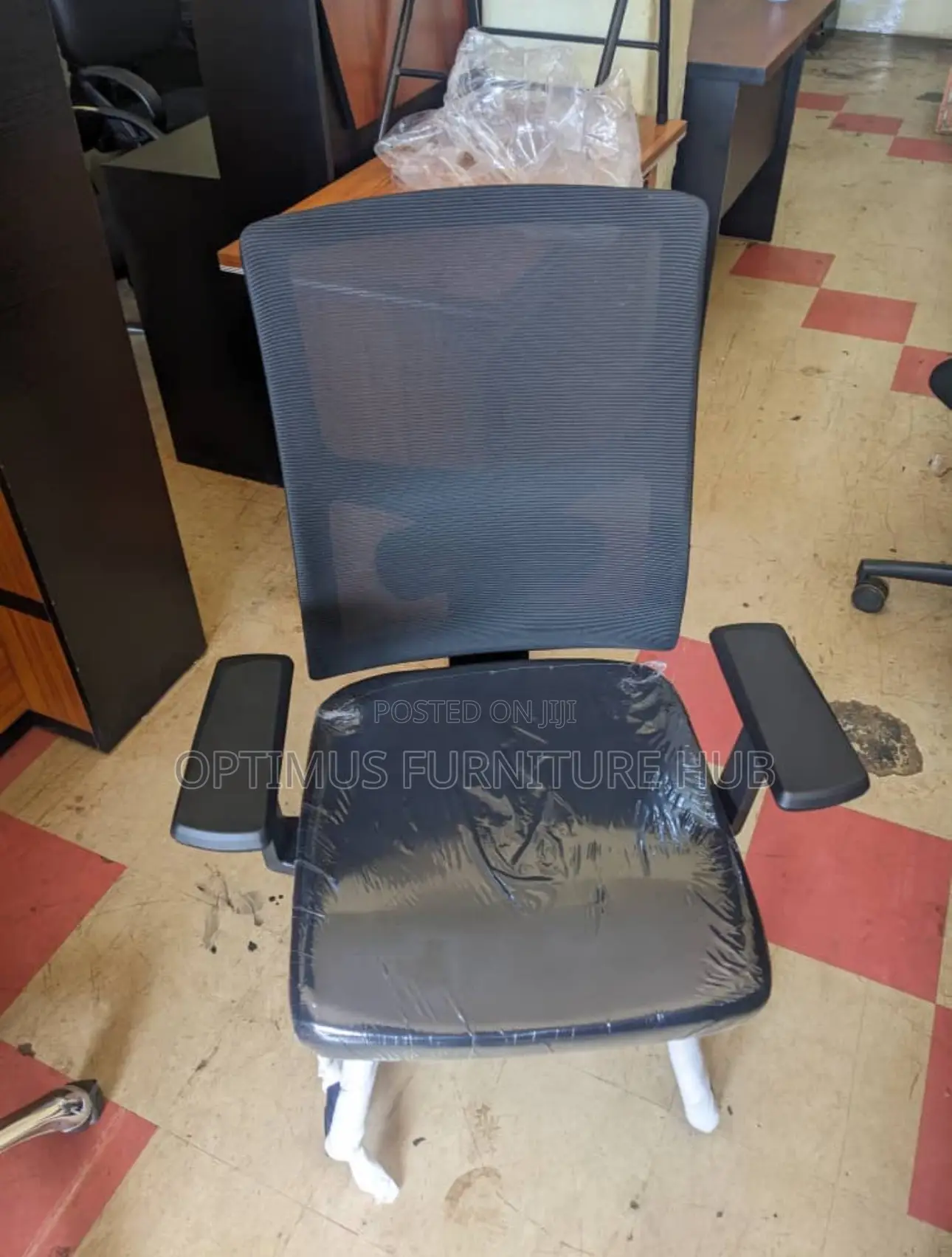 Office Chair (Amit)