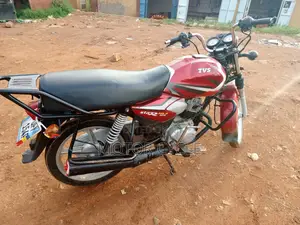 TVS HLX 125 2023 Red