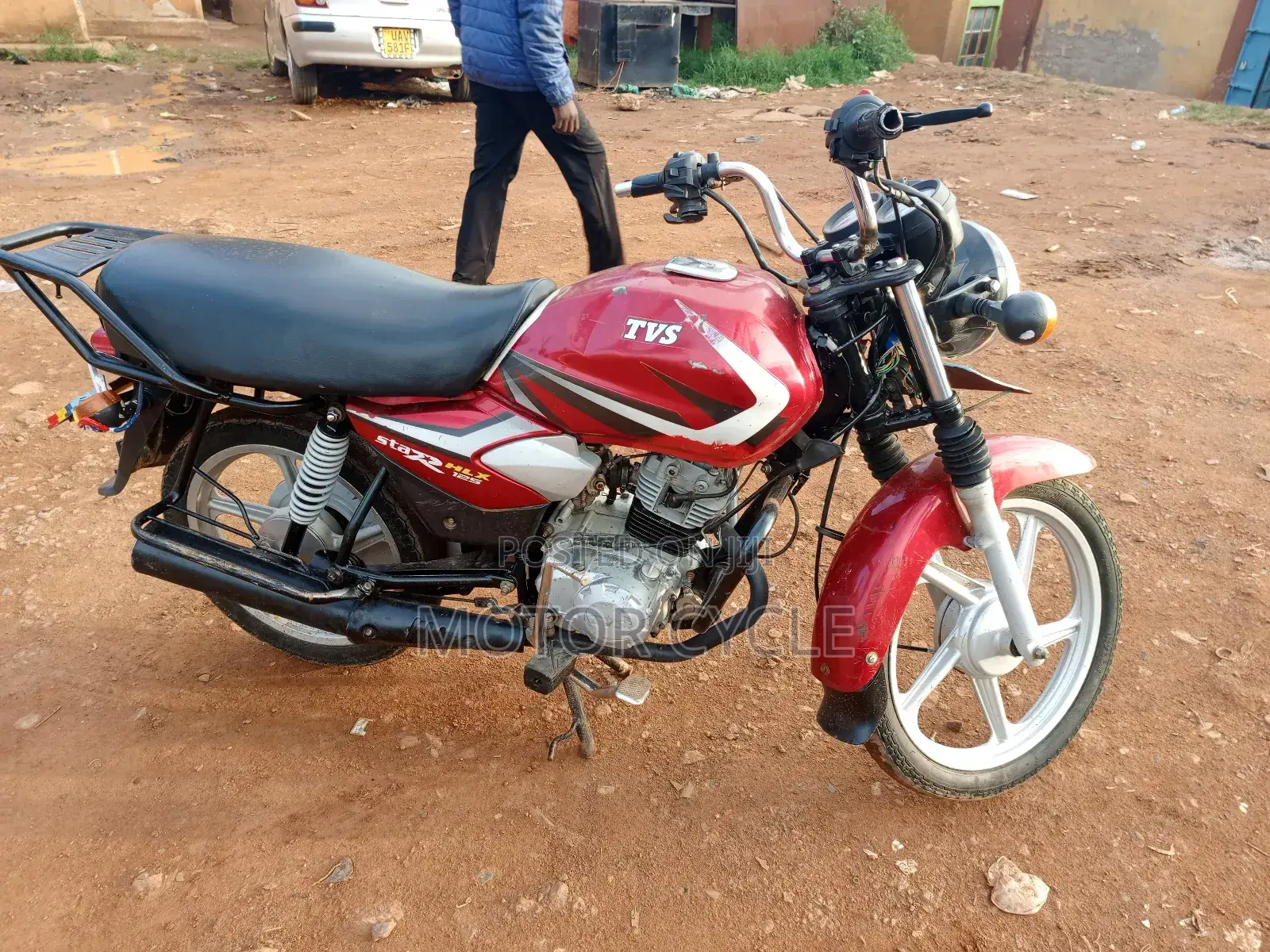 TVS HLX 125 2023 Red