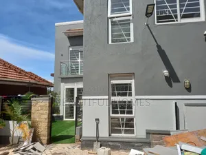 Furnished 4bdrm Duplex in Kira Town for sale