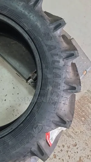 11.2r24 Original Alliance Tyres