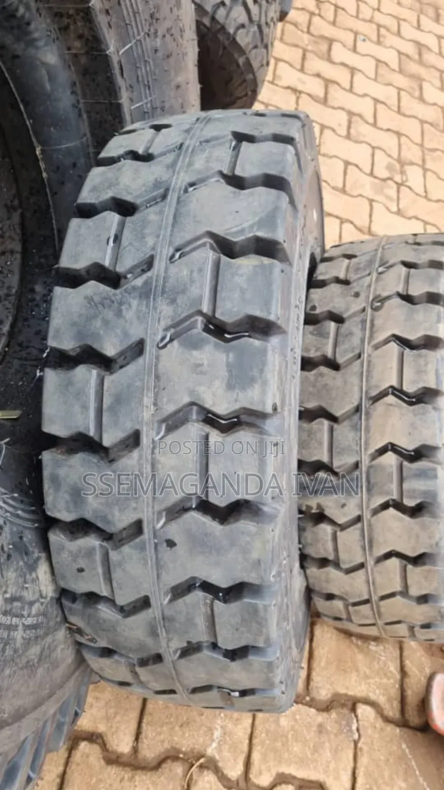 8.25-15 Folk Lift Tyre