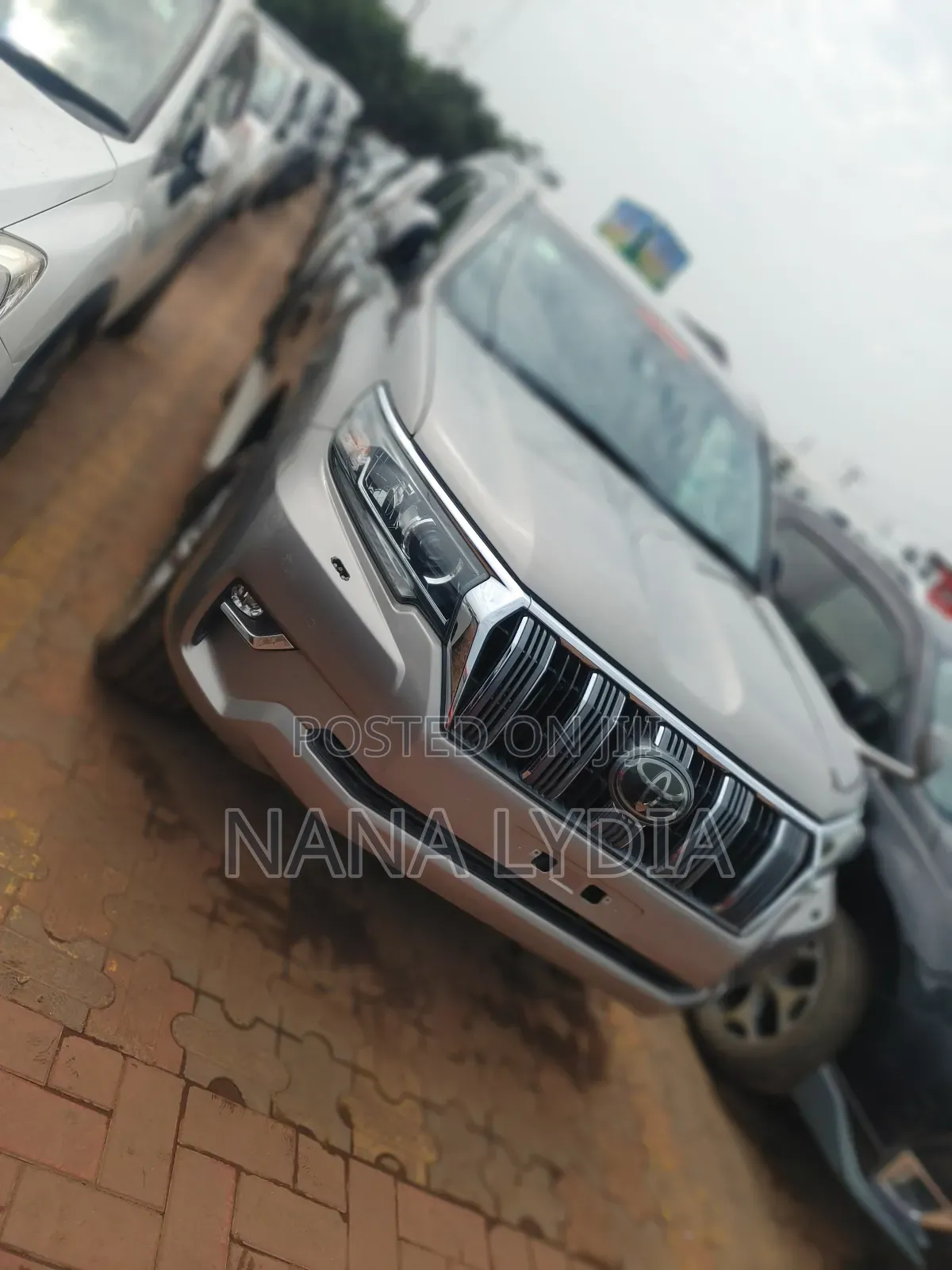 Toyota Land Cruiser Prado 2018 Brown