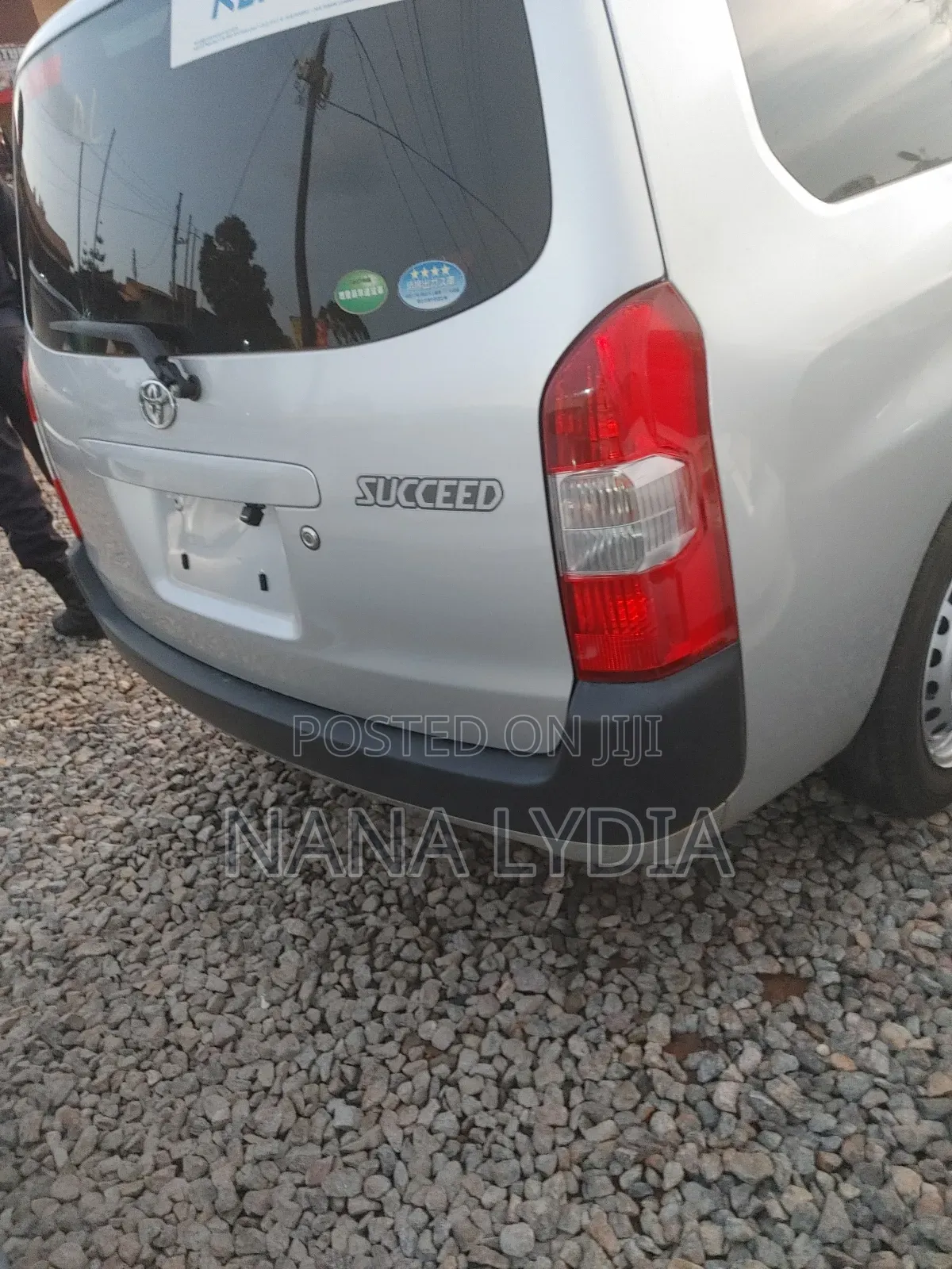 Toyota Succeed SV Premium 2016 Silver
