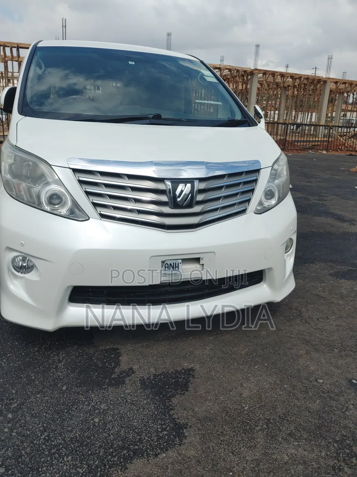 Toyota Alphard 2011 White