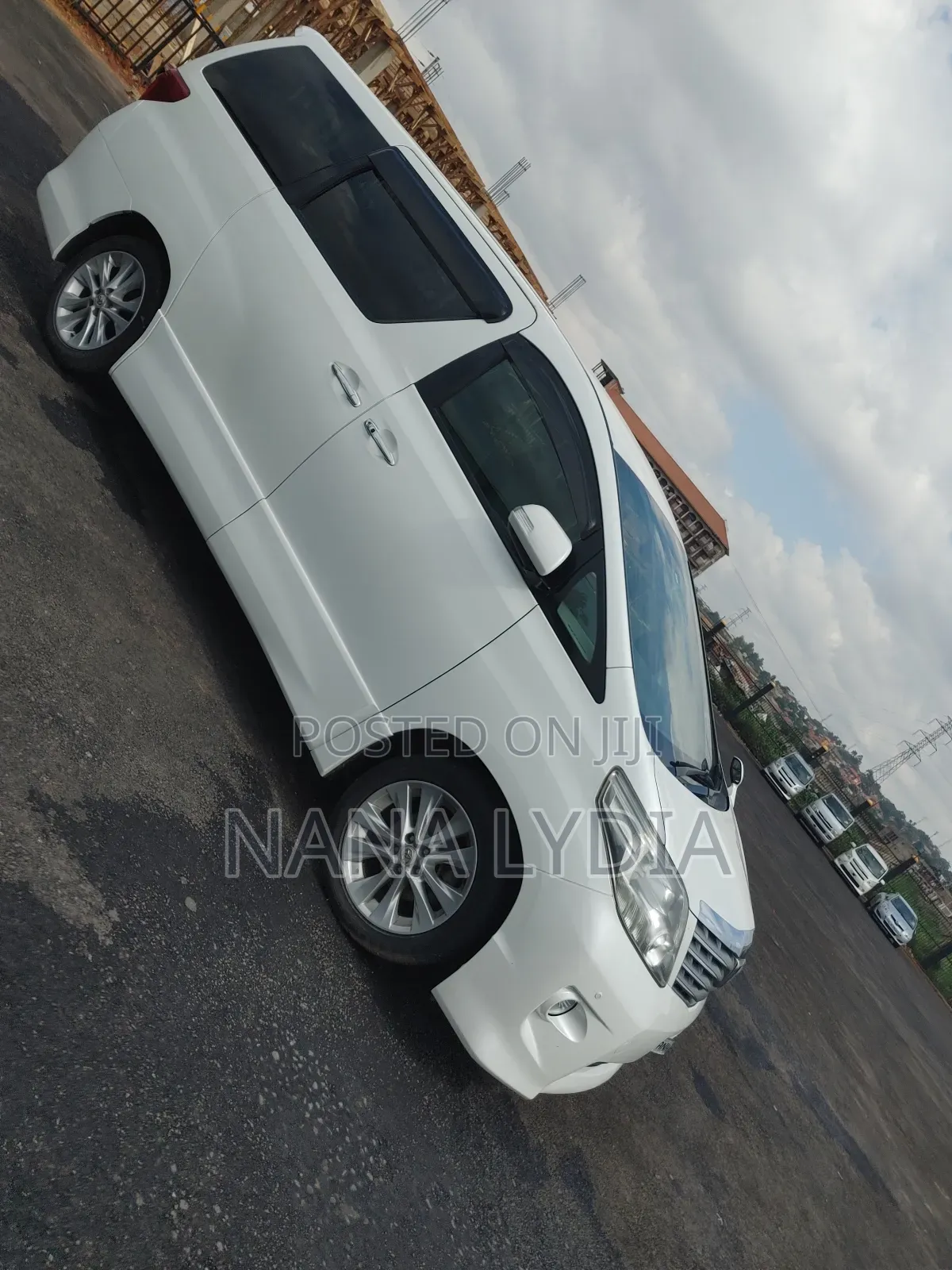 Toyota Alphard 2011 White